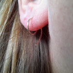 Load image into Gallery viewer, Gold Scroll Huggy Hoops