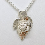 Load image into Gallery viewer, Bramble Silver Dormouse Necklace