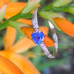 Load image into Gallery viewer, Tanzanite and 9ct Red Gold Oak Leaf Ring