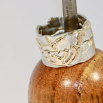 Load image into Gallery viewer, Hummingbird Hawkmoth Honeysuckle Perfect Pair Ring