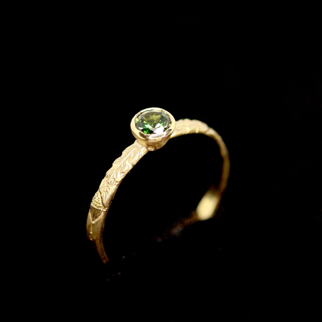 Green Tourmaline and 18ct Yellow Gold Oak Leaf Ring