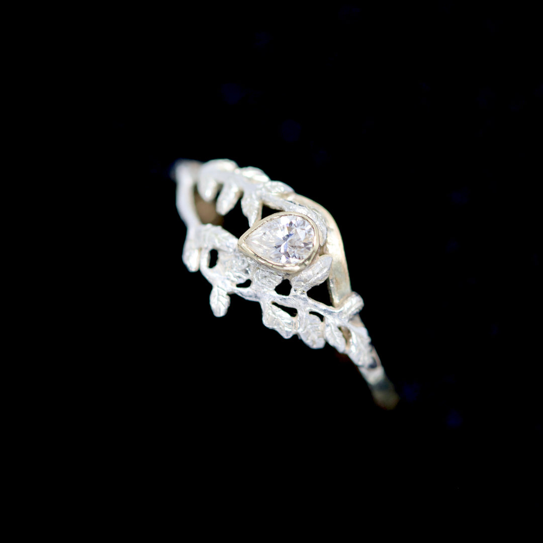 9ct Gold & Silver Moissanite Fern Ring