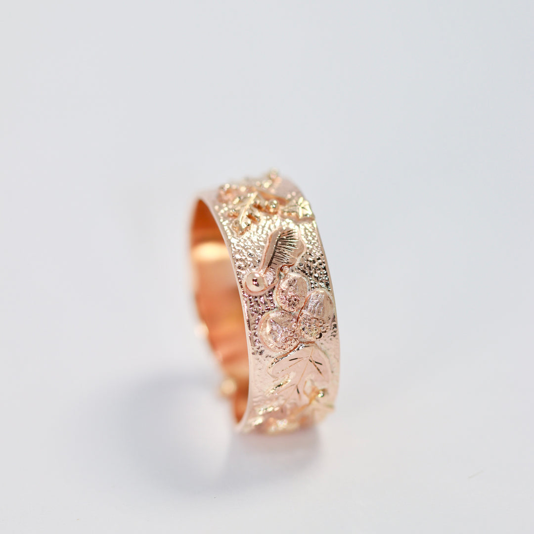 Autumn Leaf Red Gold Ring