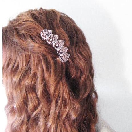 Torchon Lace Lily Haircomb